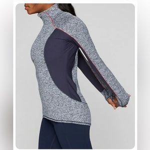 Athleta Colorblock Running Wild Half Zip Top With Thumbhole Sleeves Size XS